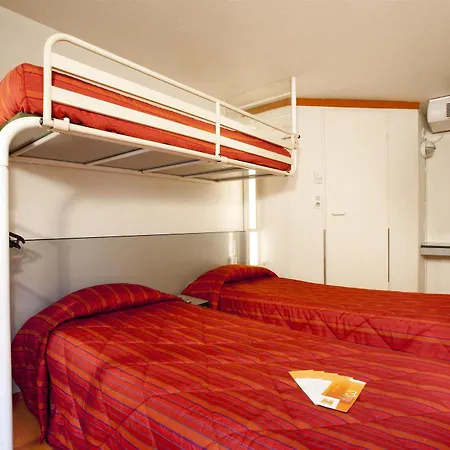 Premiere Classe 3* לאון