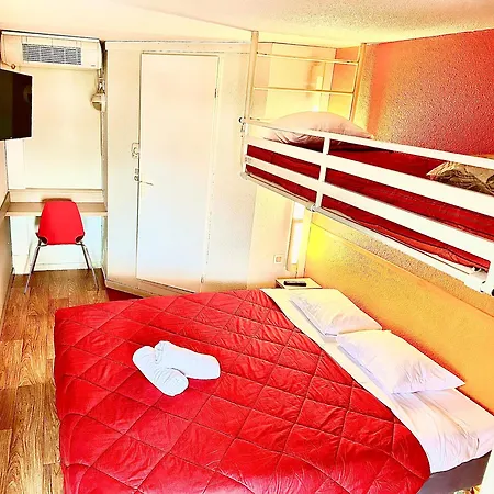 Premiere Classe Hotel